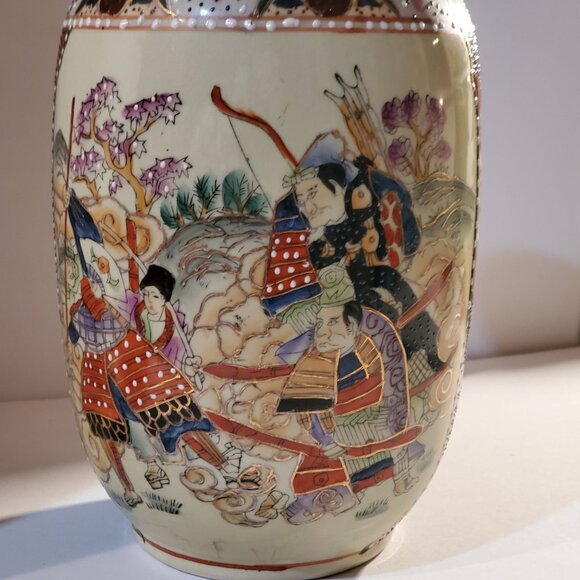 Vintage Chinese Satsuma Vase Porcelain Painted Moriage Gilt Geisha 12'' Tall - Picture 3 of 9